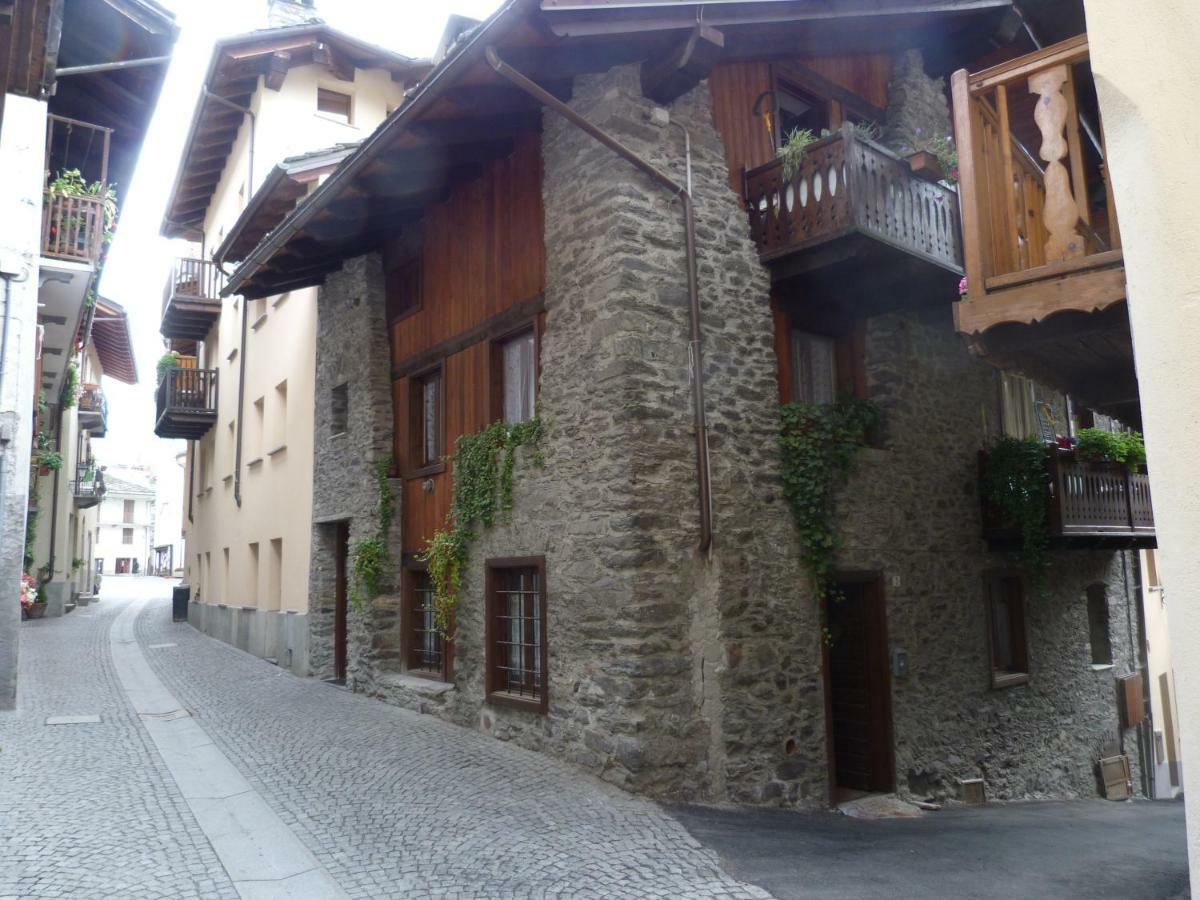 Casa Vacanza In Centro A La Salle Buitenkant foto