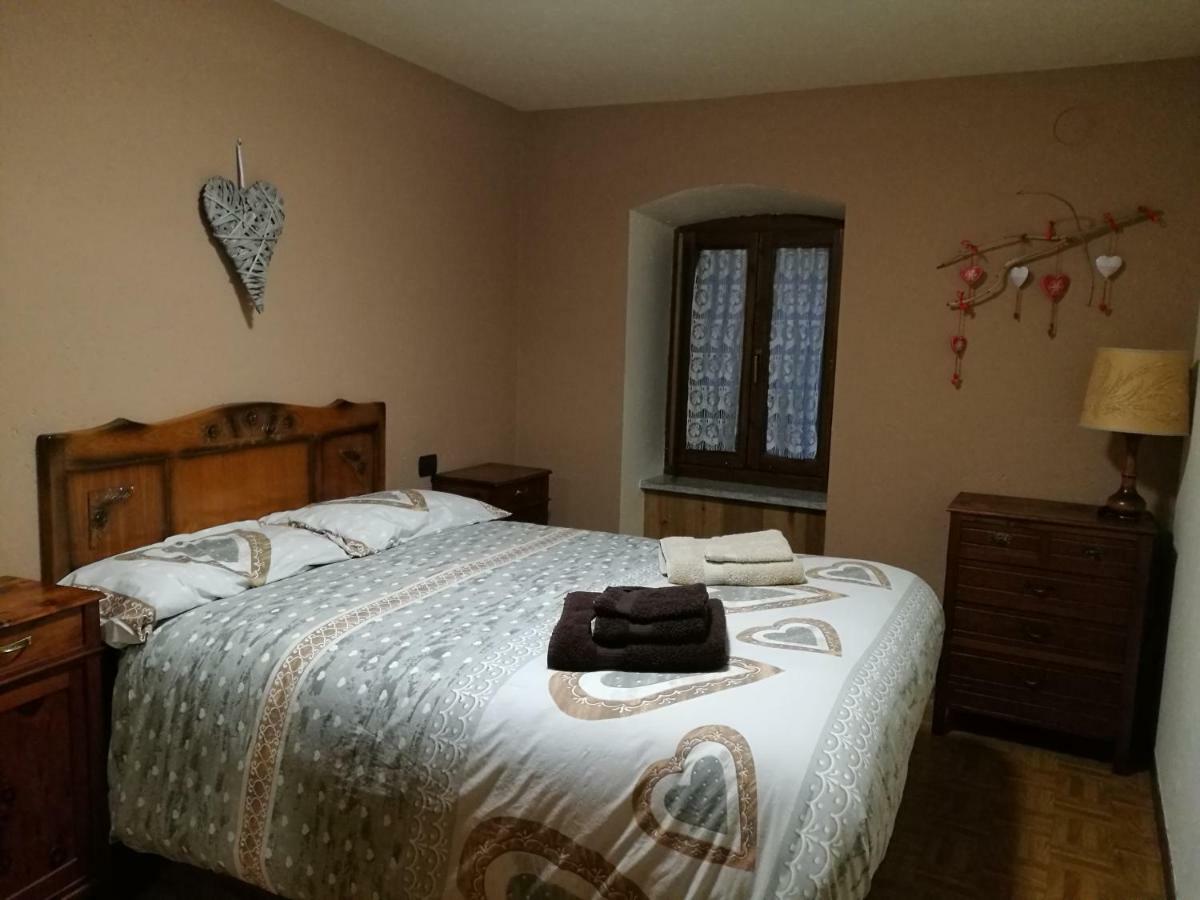 Casa Vacanza In Centro A La Salle Buitenkant foto