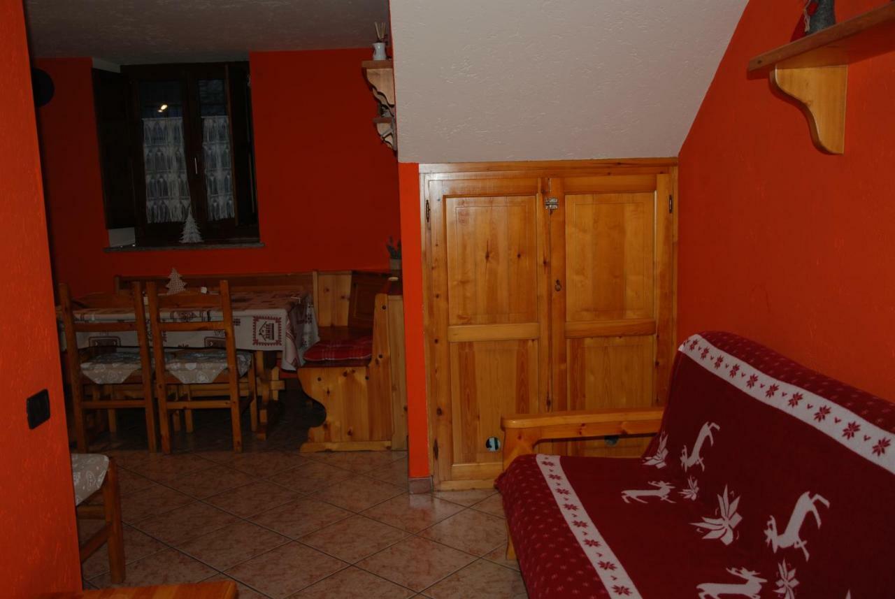 Casa Vacanza In Centro A La Salle Buitenkant foto